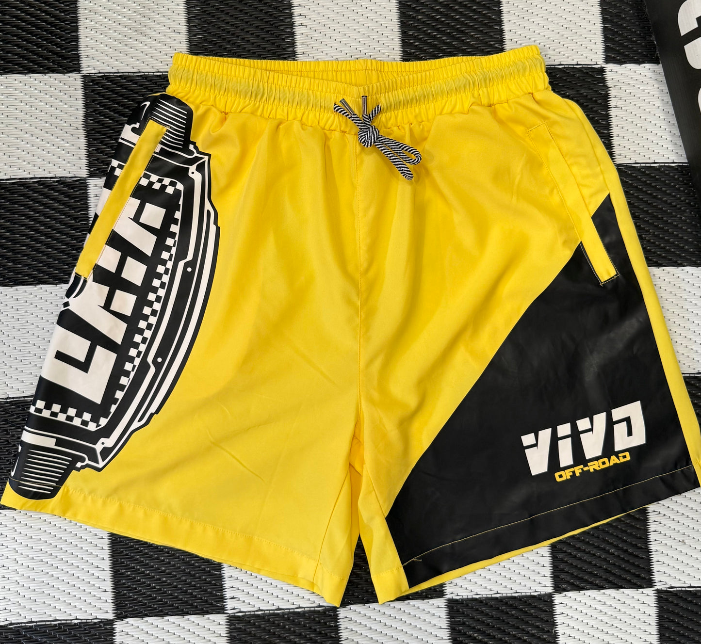 VIVO OFF-ROAD TRUNKS