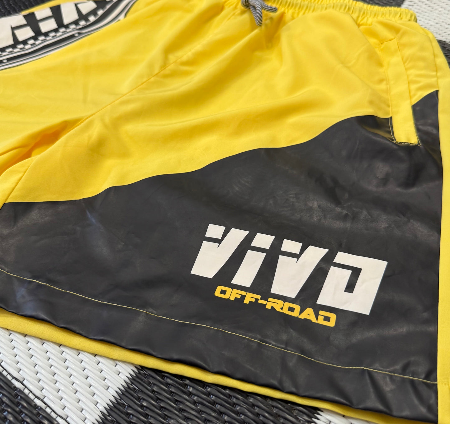 VIVO OFF-ROAD TRUNKS