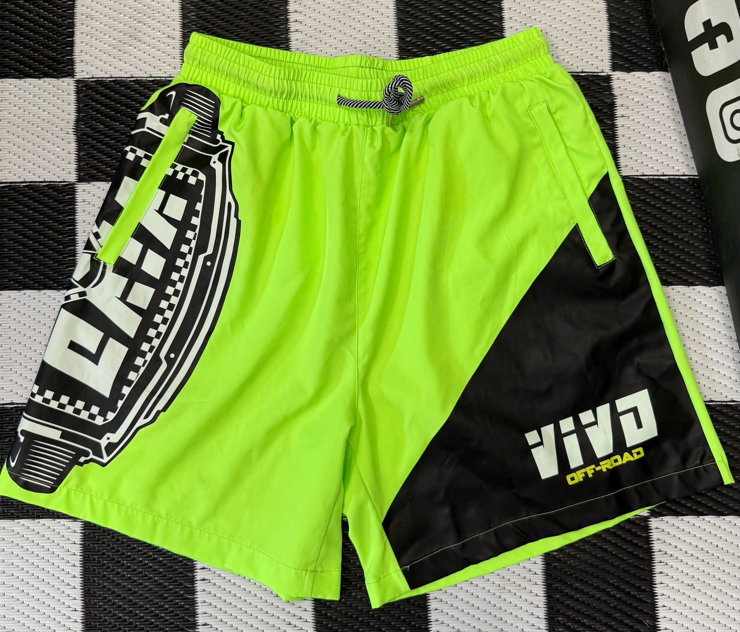 VIVO OFF-ROAD TRUNKS