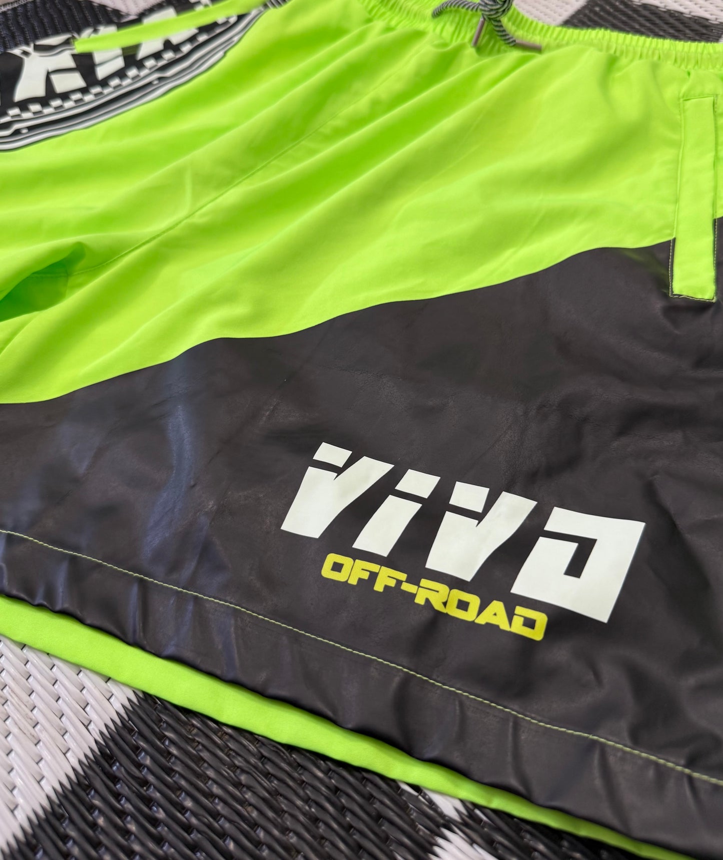 VIVO OFF-ROAD TRUNKS